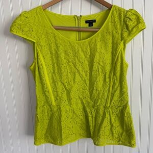 Ann Taylor Chartreuse Lace Cap Sleeve Blouse Size 4